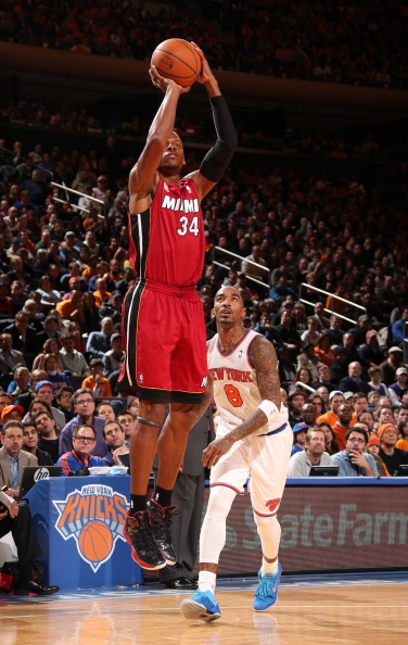 队换用年轻 队换用年轻